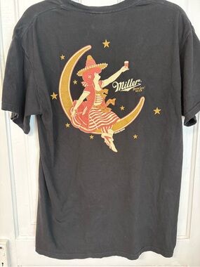 Miller High Life tee shirt size Medium Moon & Lady Design rare find#Halloween